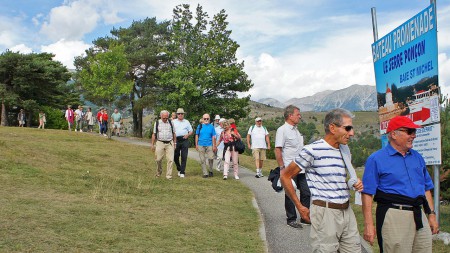 Croisière sur le lac. Accès à l'embarcadère.